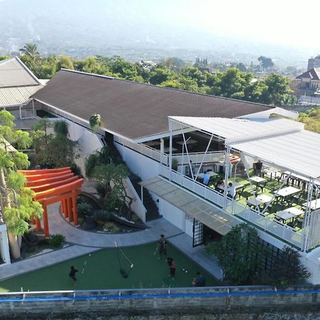 Kontena Hotel Batu  Εξωτερικό φωτογραφία