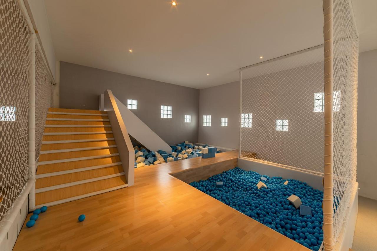 Kontena Hotel Batu  Εξωτερικό φωτογραφία