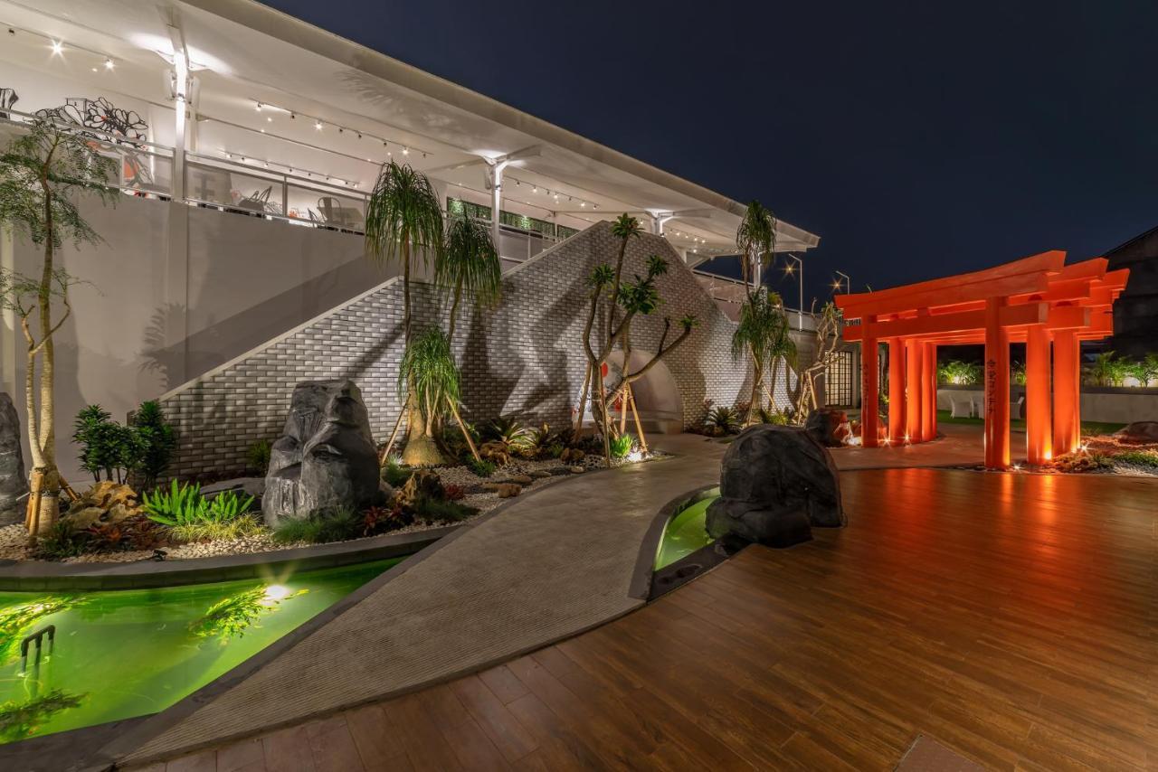 Kontena Hotel Batu  Εξωτερικό φωτογραφία