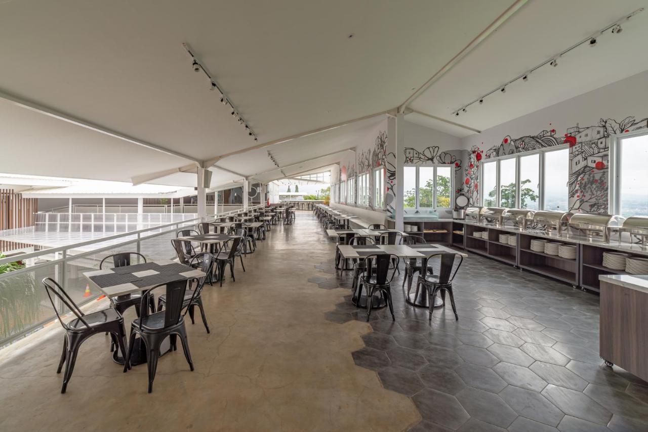 Kontena Hotel Batu  Εξωτερικό φωτογραφία