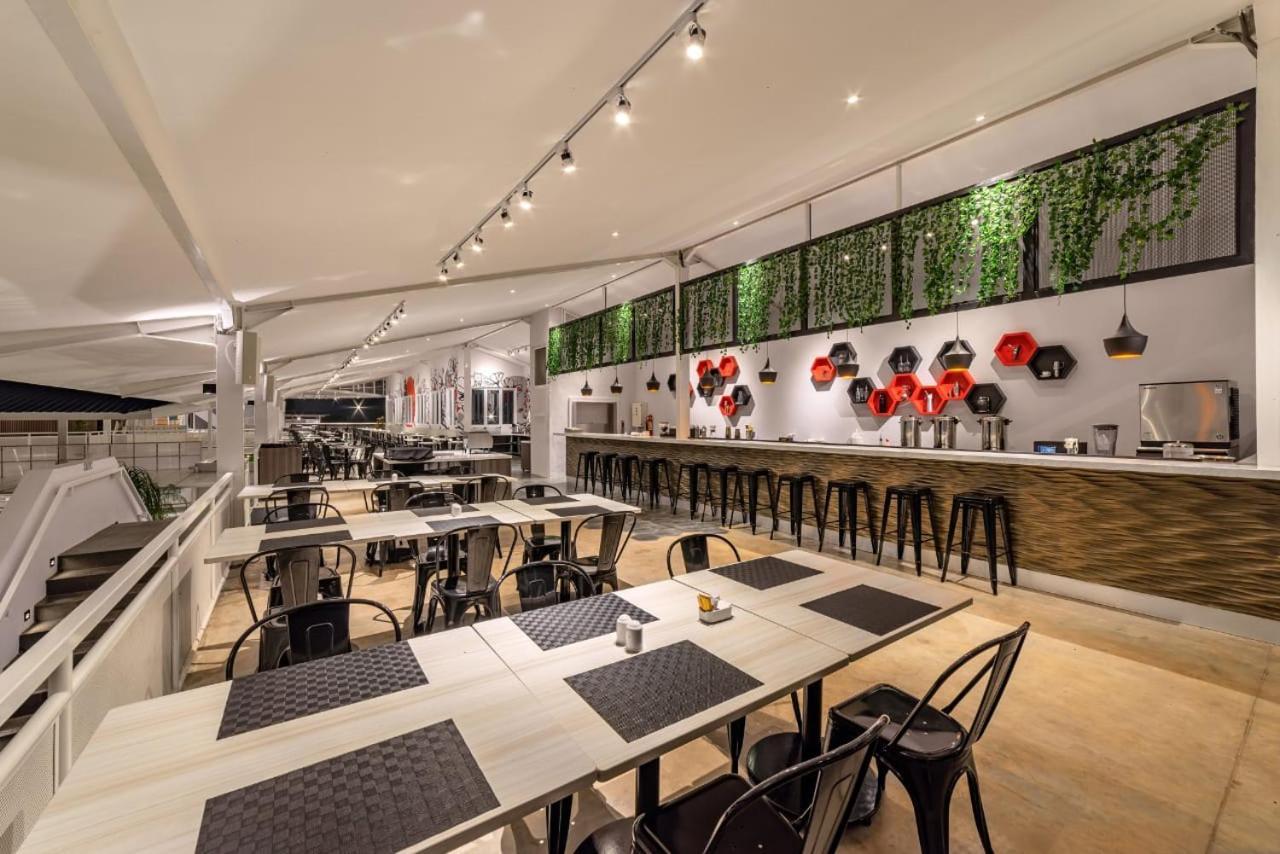 Kontena Hotel Batu  Εξωτερικό φωτογραφία